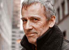 Jasper Fforde